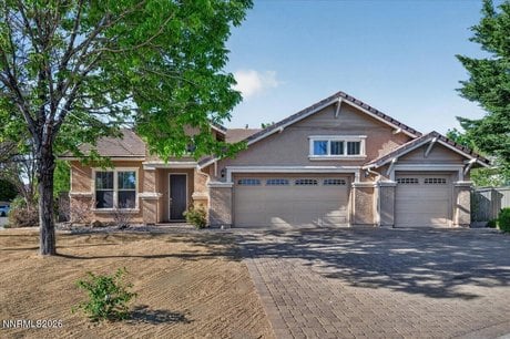 4982 Chevalier Dr