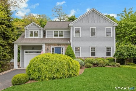 11 Walmsley Rd