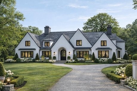 3 Noel Ln