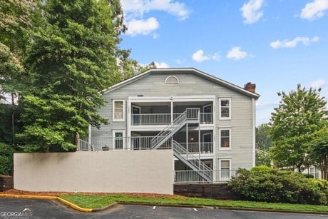 1283 Keys Lake Dr NE