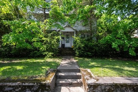 282 Marrett Rd