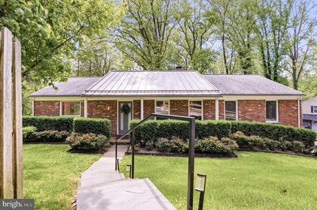 695 Knox Rd
