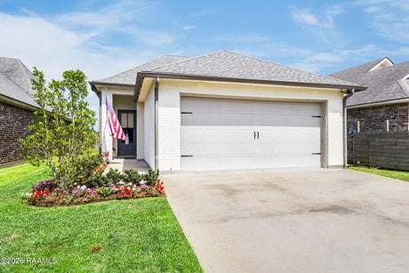 103 Grays Landing Ln