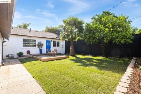 123 Circuit Dr Unit A