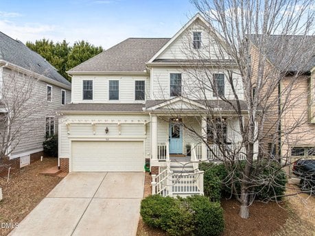 302 Jewell Dr