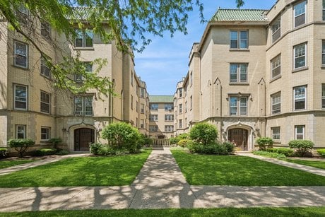 538 Michigan Ave Unit 3F