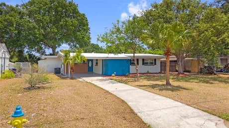 10221 N Fleetwood Dr