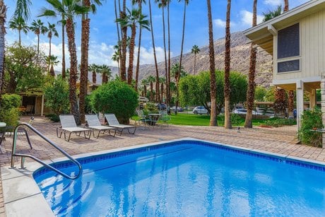 290 S San Jacinto Dr Apt 8