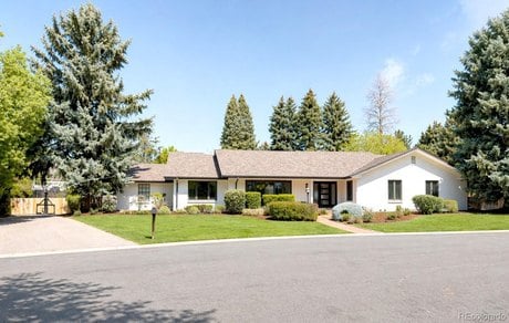 5071 Sanford Cir W