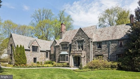 517 Fishers Rd