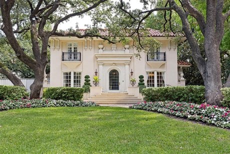 3605 Beverly Dr