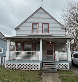 3921 Poe Ave