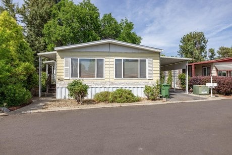322 Bluebird Ln