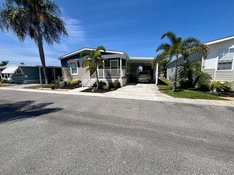 2550 State Road 580 Lot 484