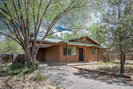 725 Salazar Rd