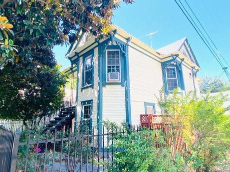 2016 9th St