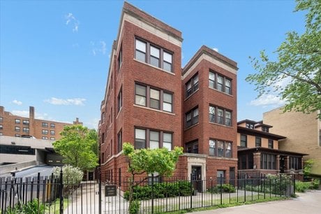 853 W Carmen Ave Unit 1D
