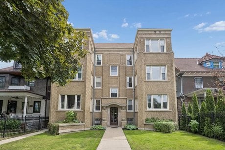 1529 W Touhy Ave Apt 2