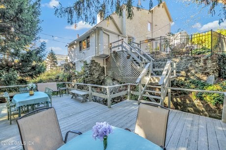 14 Concord St