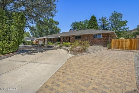 14490 Rancheros Dr