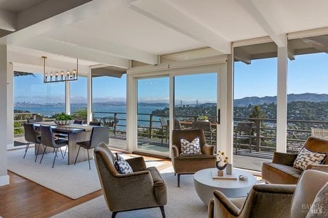 1754 Lagoon View Dr