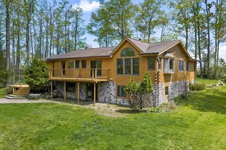 1396 Blackbird Rd
