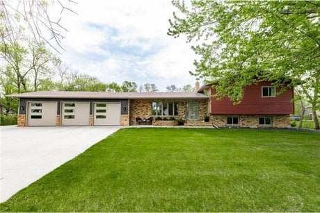 7708 Aquarius Dr