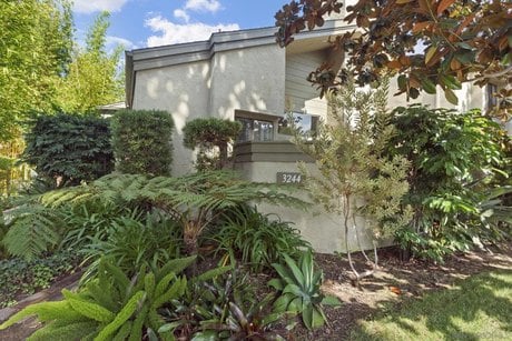 3244 Caminito Eastbluff Unit 44