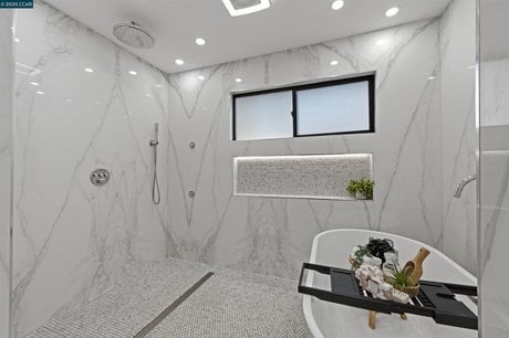305 Windstream Pl