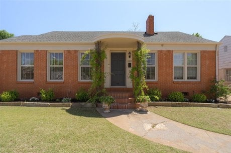 540 NW 36th Ter