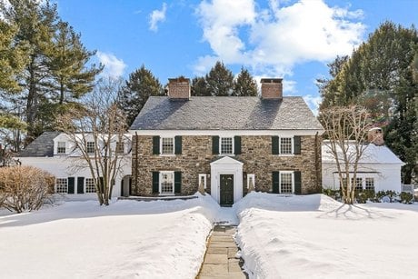 22 Valley Rd