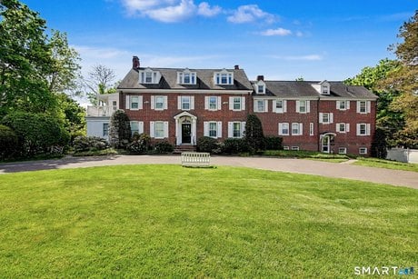 24 Saint Johns Pl Apt 4