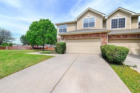 4579 Woodsboro Ln