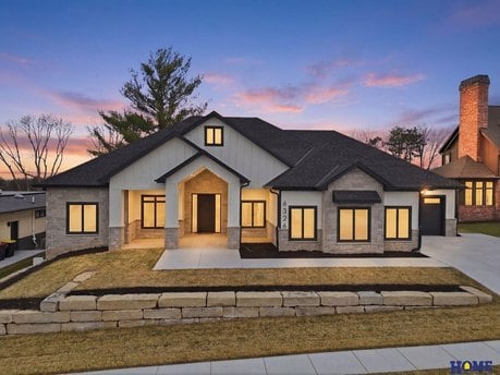 6326 Carveth Ct