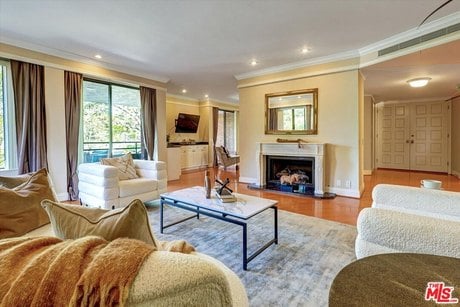 4752 Park Encino Ln Unit 212
