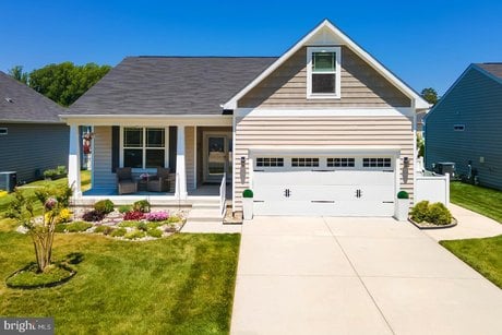 34438 Spring Brook Ave