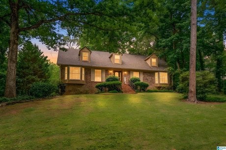3428 Oakdale Dr