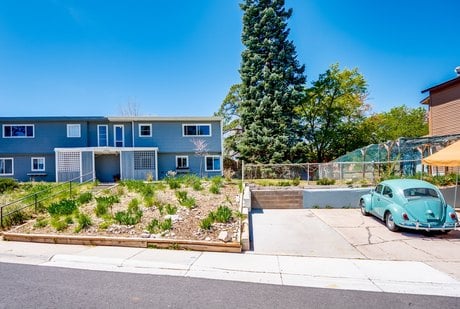 2303 35th St Apt B