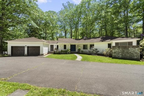 58 Briar Woods Trl
