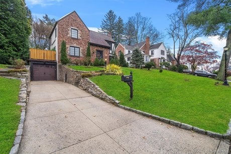 20 Whistler Rd