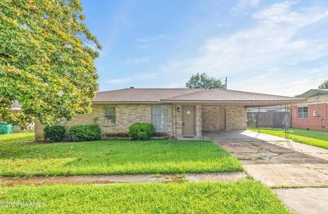 104 Eula Dr