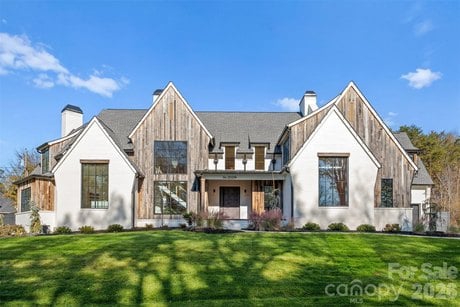 20218 Rainbow Cir