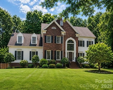 7411 Leharne Dr