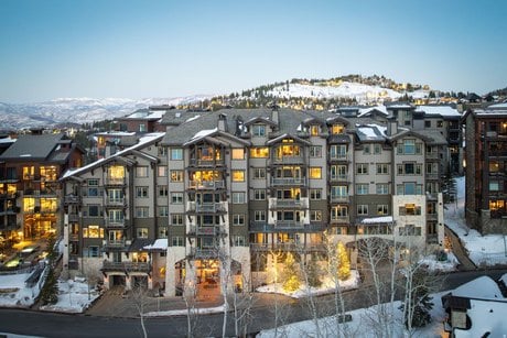 8902 Empire Club Dr Unit 707