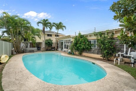 185 Ulupa St