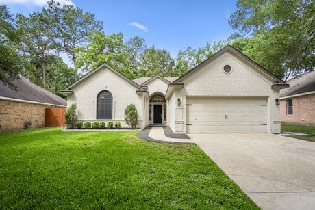 146 S Hollylaurel Cir