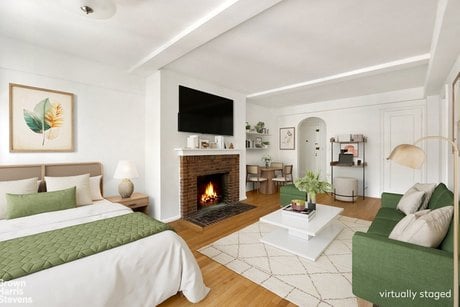 225 E 73rd St Unit 5F