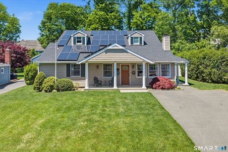 39 Kenilworth Dr W