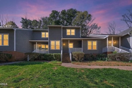 102 Lake Hollow Cir
