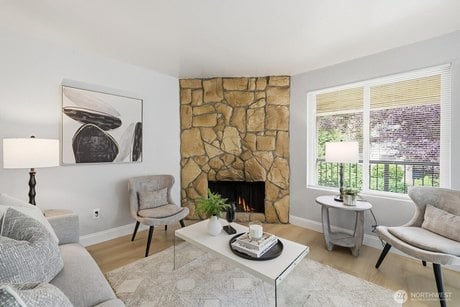 12600 NE 145th St Apt G60